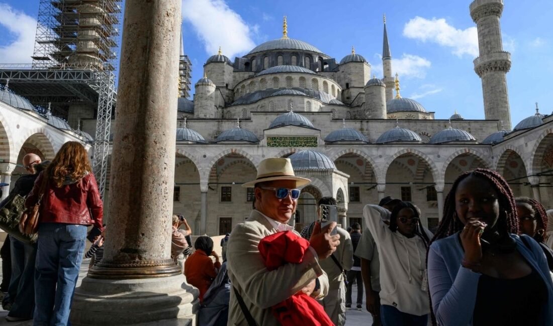 Türkiye 2025 turizm rekoruna koşuyor. Kasım ayı yabancı ziyaretçi sayısı